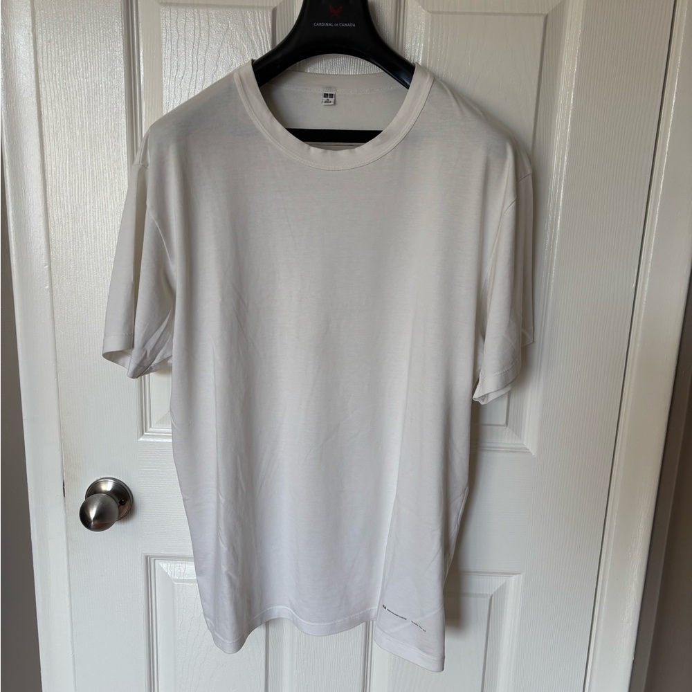 Uniqlo Men's Short Sleeve Tee - White